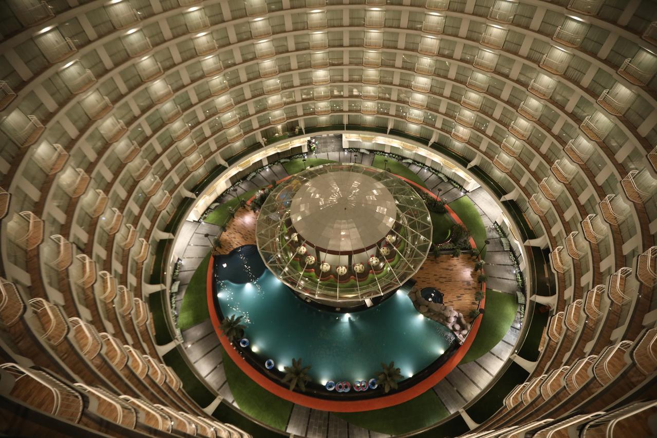 Rajhans Belliza Service Apartment สุรัต ภายนอก รูปภาพ