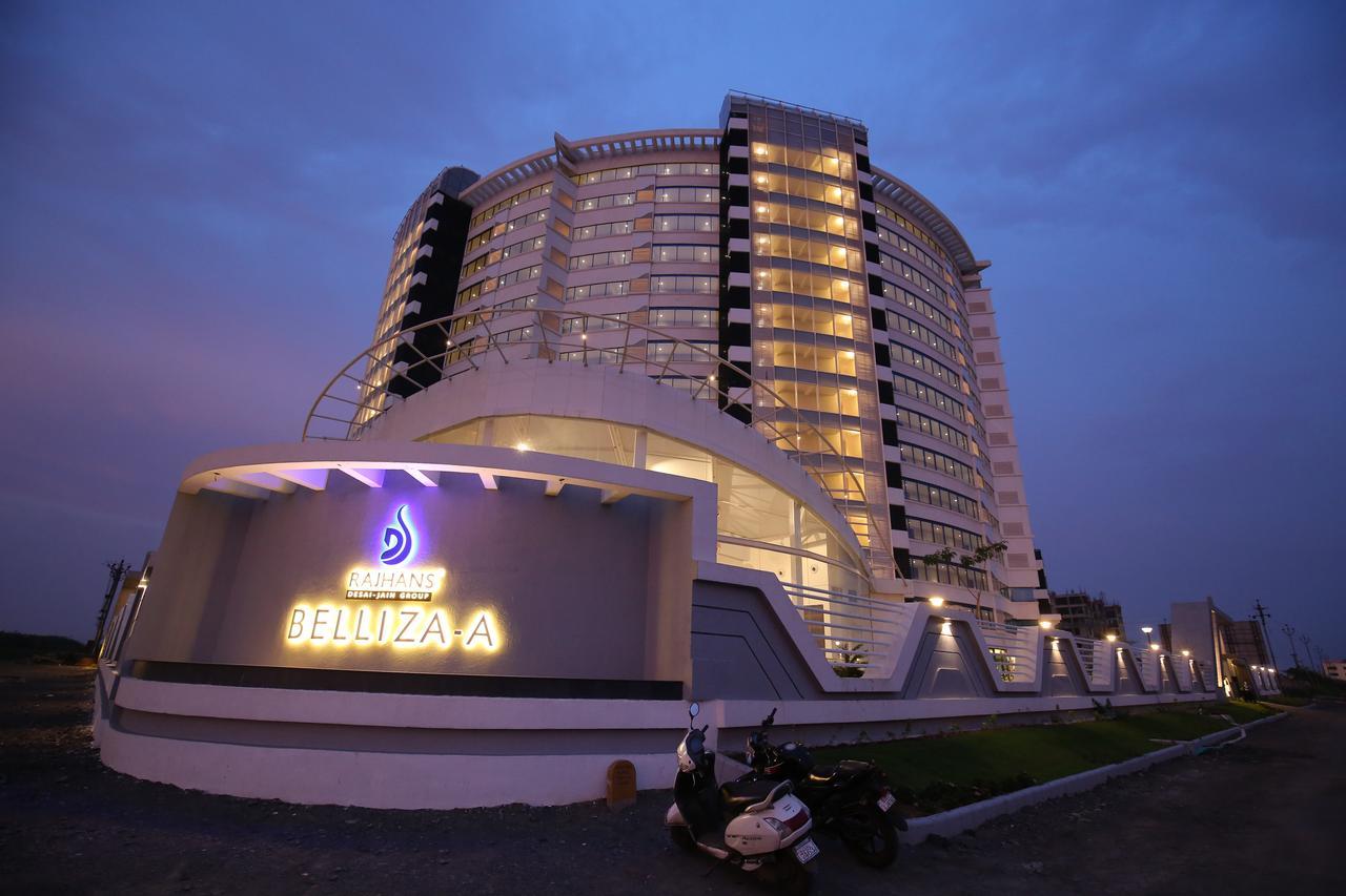 Rajhans Belliza Service Apartment สุรัต ภายนอก รูปภาพ